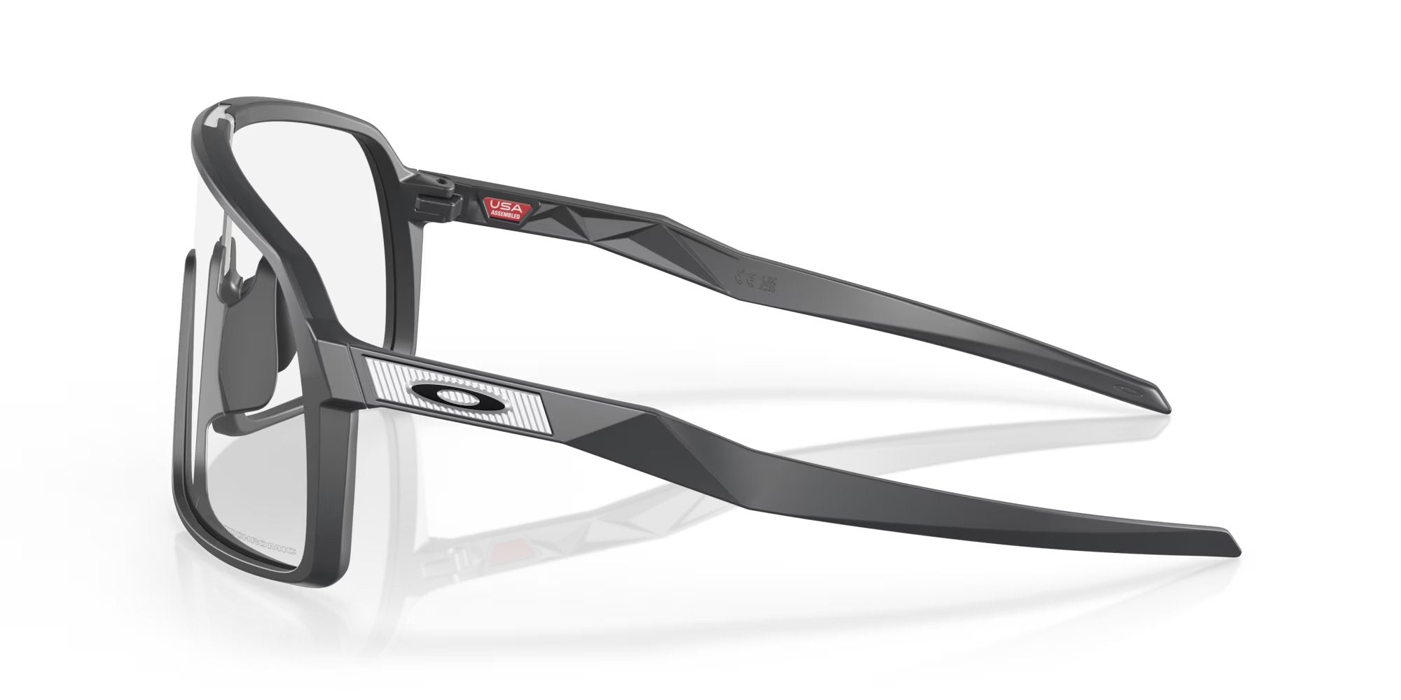 Oakley Sutro - Matte Carbon, Clear To Black Iridium Photochromic