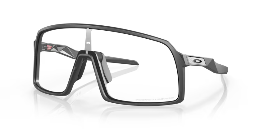 Oakley Sutro - Matte Carbon, Clear To Black Iridium Photochromic