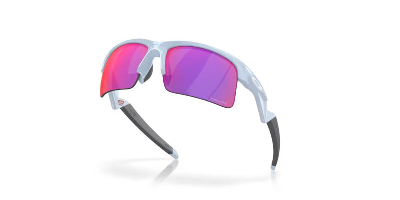 Oakley Capacitor junior - Polished stonewash, Prizm road