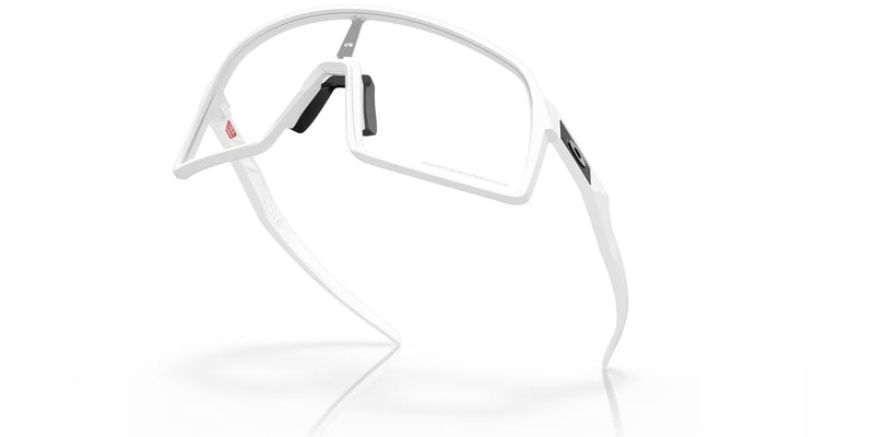 Oakley Sutro - Matte White, Clear To Black Iridium Photochromic