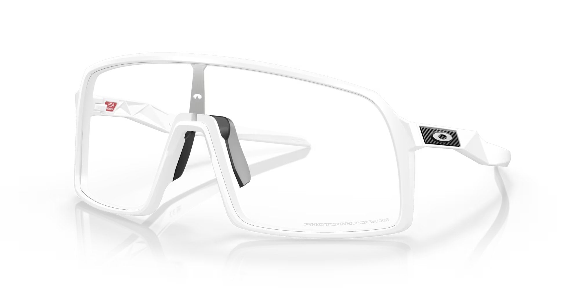 Oakley Sutro - Matte White, Clear To Black Iridium Photochromic