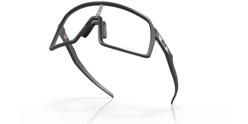 Oakley Sutro - Matte Carbon, Clear To Black Iridium Photochromic