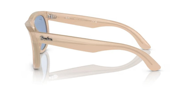 Ray-Ban Wayfarer reverse - Opal beige & honey, Light blue