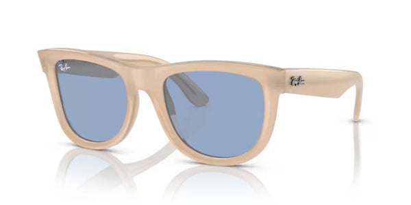 Ray-Ban Wayfarer reverse - Opal beige & honey, Light blue